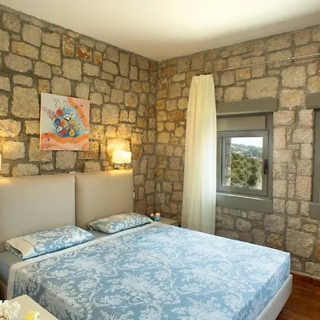 Executive Rhodes Ellie 2 Bedroom With Sea Views Pefkos *