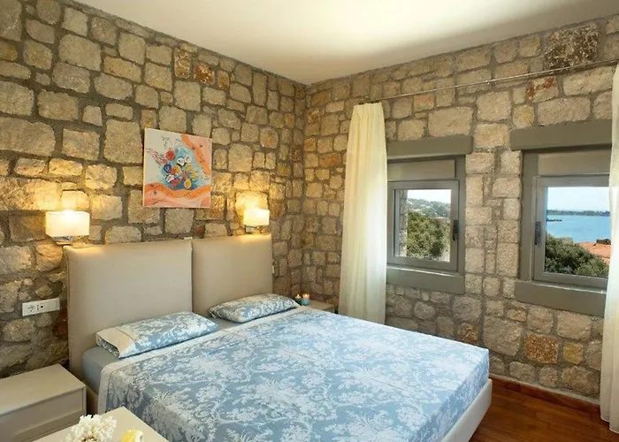 Executive Rhodes Ellie 2 Bedroom With Sea Views Pefkos *