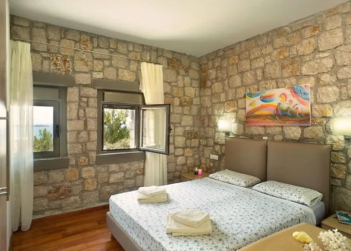 Executive Rhodes Ellie 2 Bedroom With Sea Views Pefkos